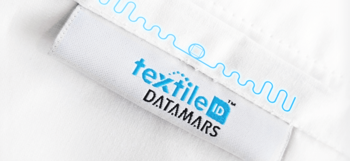 The all-in-one automated solution for seamless RFID integration in textile manufacturing.