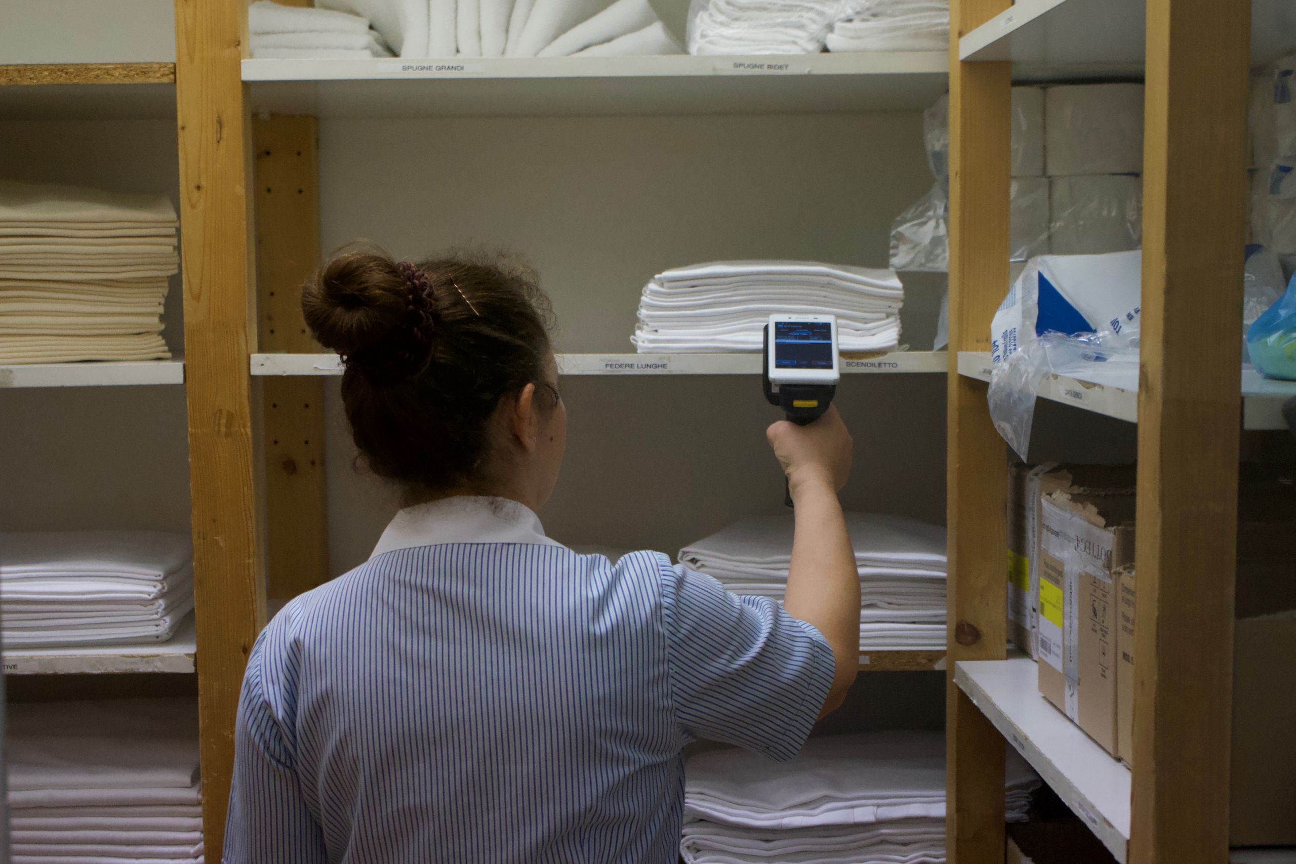 Hotel Linen Tracking with RFID | Reduce Losses and Improve Inventory ...